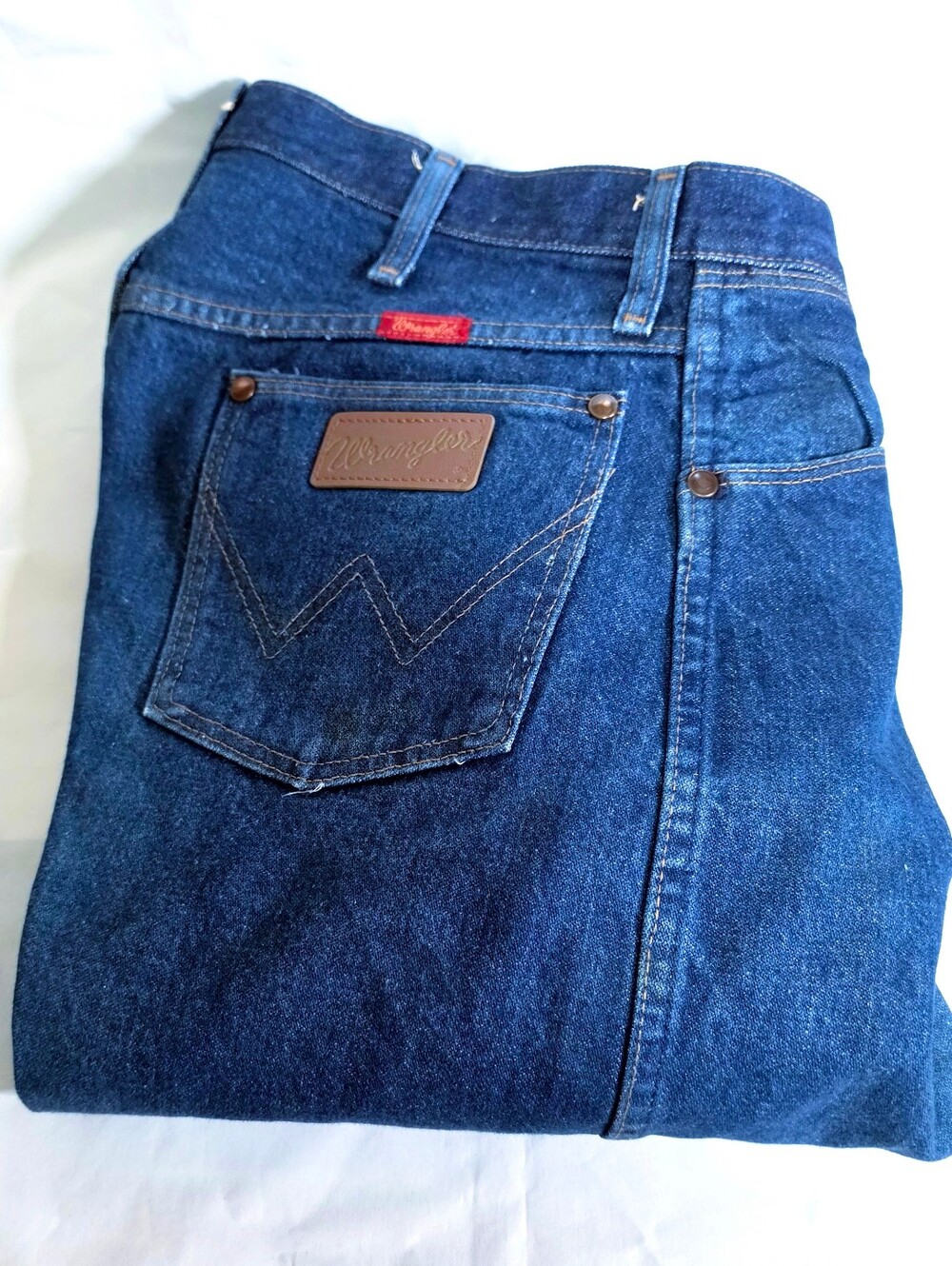 NWOT Womens Wrangler Classic Cowboy Cut Jeans Sz 15x34